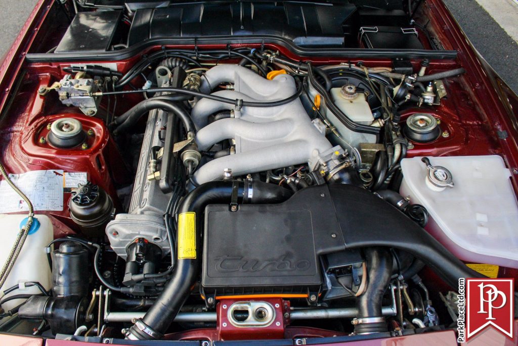 1986 Porsche 944 Turbo Black Engine